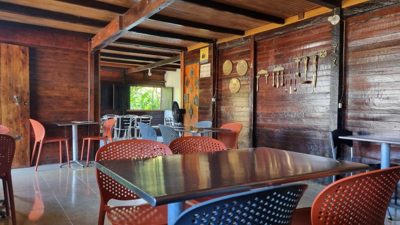 Hotel Bahia Yubarta Баия Солано Екстериор снимка